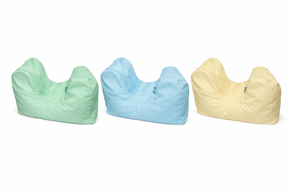 Fixační pomůcky - Vzorník Bavlna - Oranžová látka s motive žiraf